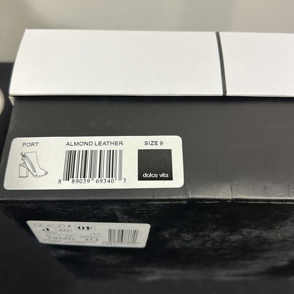 Booties - Picture 5 of 5